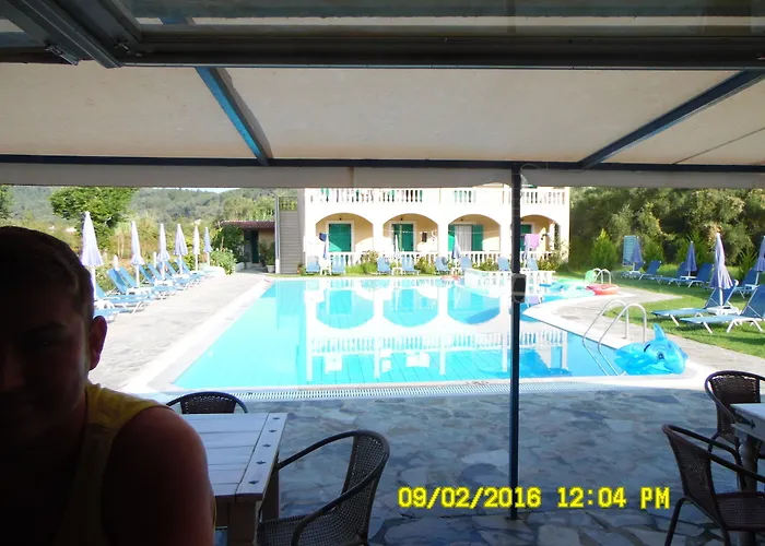Katsaros &