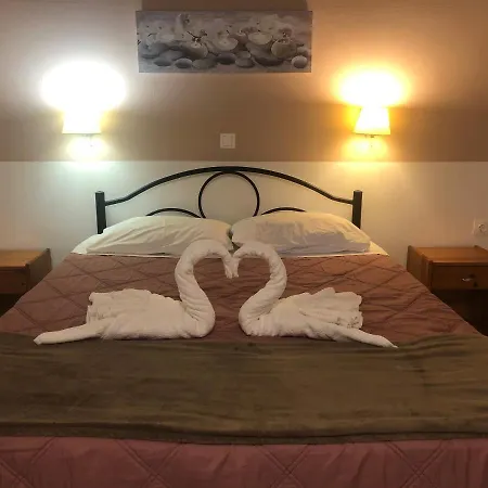 公寓式酒店 Katsaros & 4*