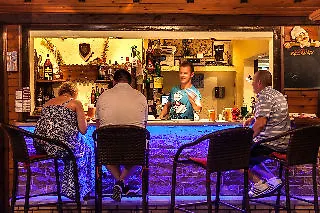 Katsaros & Aparthotel 4*