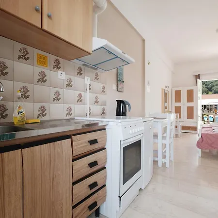 Apartmanhotel Katsaros & Szidári