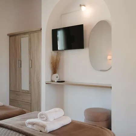 Katsaros &