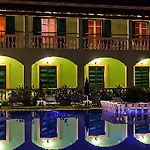 Katsaros & Ξενοδοχείο με διαμερίσματα 4*