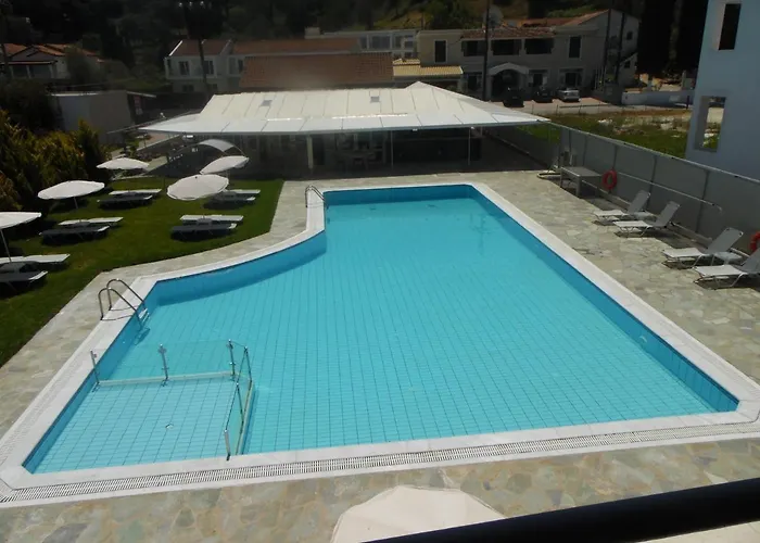 Katsaros & 4*