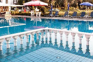 Katsaros & 4*