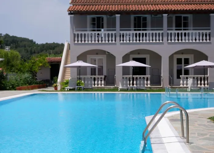 Lägenhetshotell Katsaros & 4*