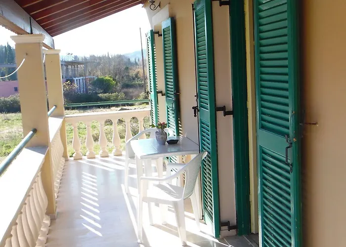 Katsaros &